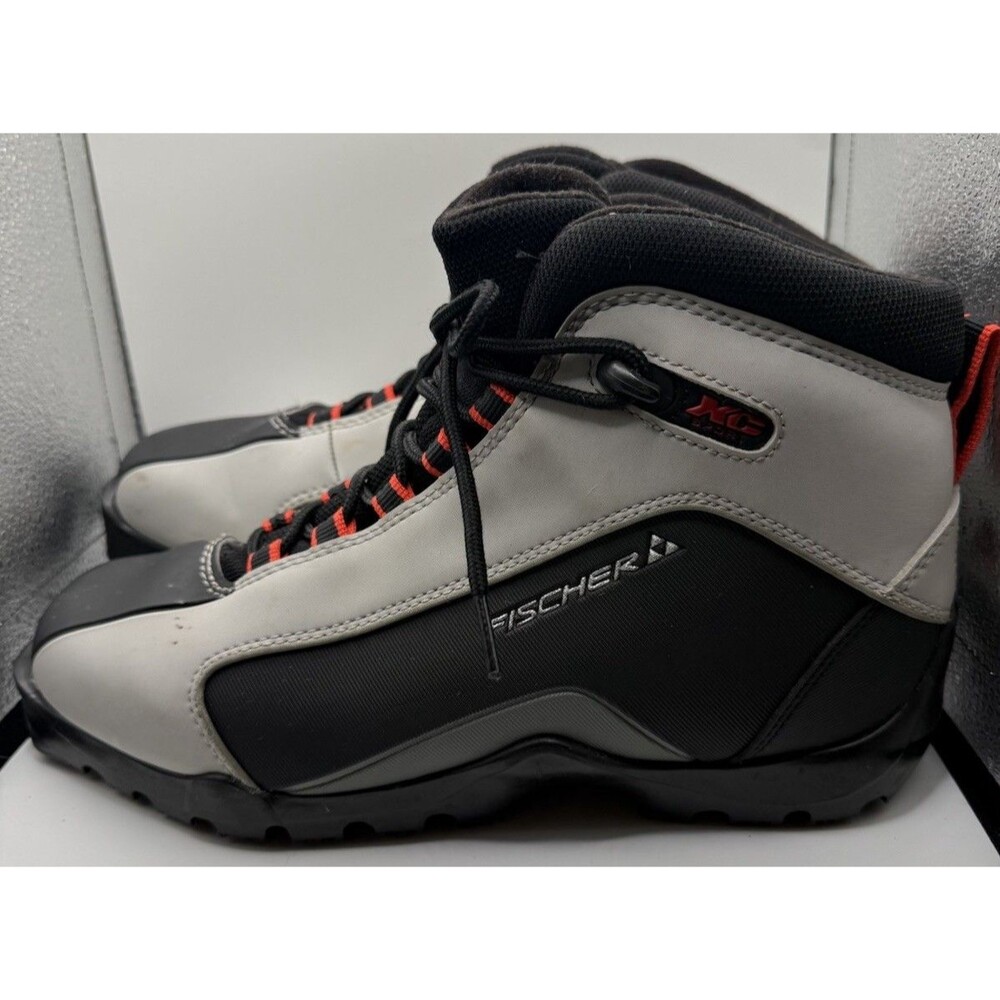 Fischer XC Sport cross-country ski boots in a grey, black Eu 42 Size 9